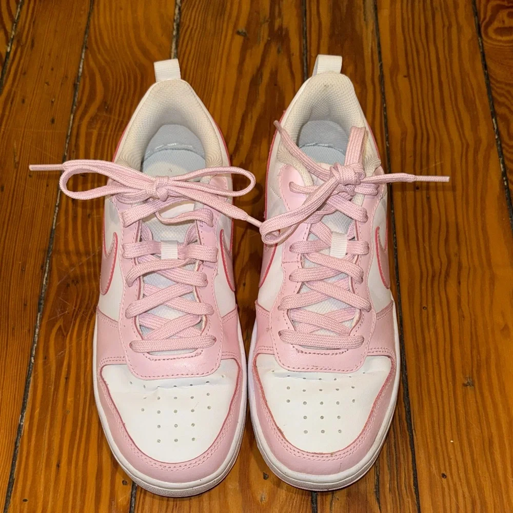 Nike Women's White and Light Pink Low-Top Sneakers - Picture 4 of 5